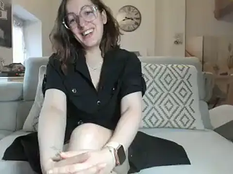 prunelle sexy online show from 10.18.25