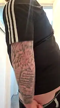 Snapshot of iang6348 chatting on 02.26.25 iang6348 online show from 02.26.25