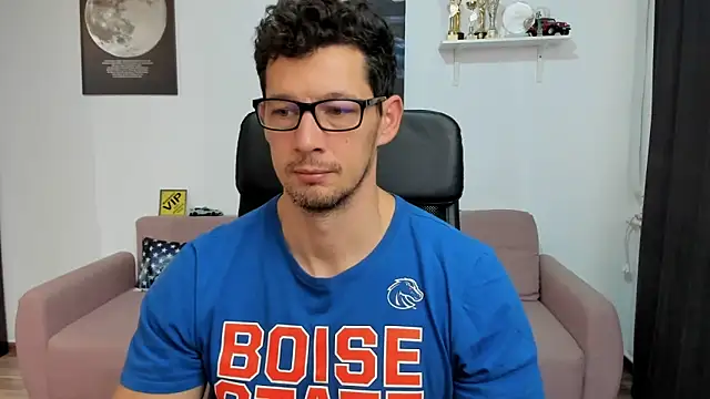 BrutusK08 online show from 11.25.25