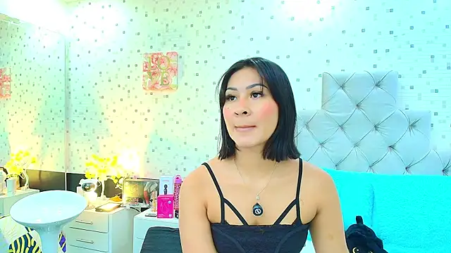 Snapshot of JulietaReyess chatting on 05.16.26 JulietaReyess online show from 05.16.26