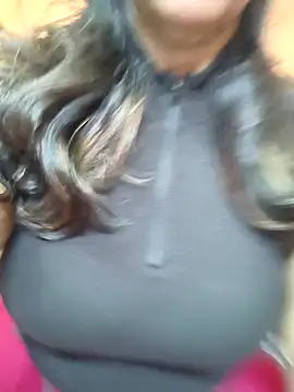 CUTE SOPHIA- online show from 01.30.25