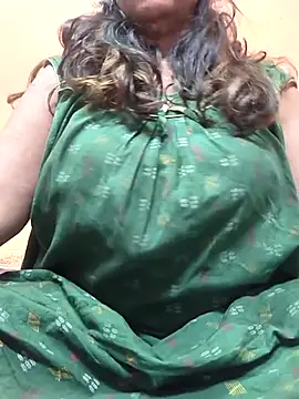 CUTE SOPHIA- online show from 03.01.25