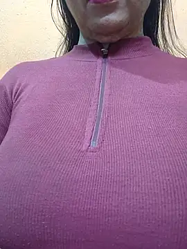 CUTE SOPHIA- online show from 05.12.26