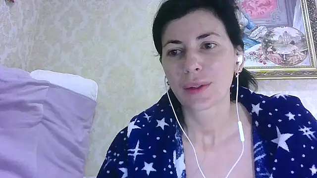 Snapshot of StunnigArt chatting on 06.04.26 StunnigArt online show from 06.04.26
