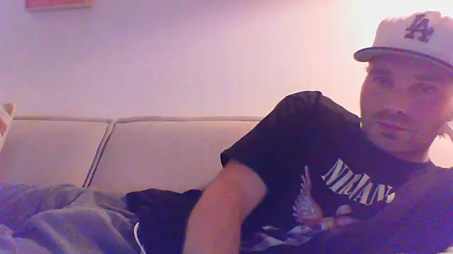 Snapshot of Big_AleXx chatting on 01.29.25 Big AleXx online show from 01.29.25