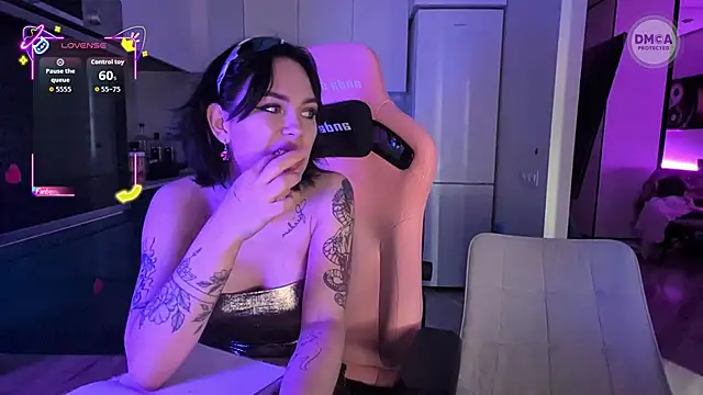 GroteskJane online show from 05.09.26