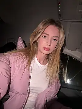 Snapshot of EvieEvans chatting on 01.17.25 EvieEvans online show from 01.17.25