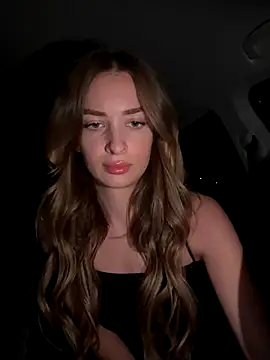 Snapshot of EvieEvans chatting on 09.16.25 EvieEvans online show from 09.16.25