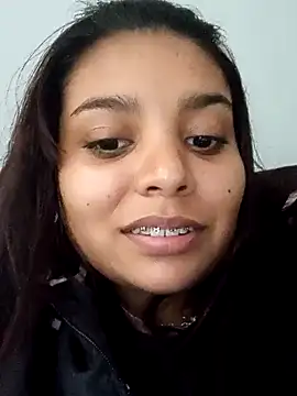 stefanie010 online show from 12.18.24