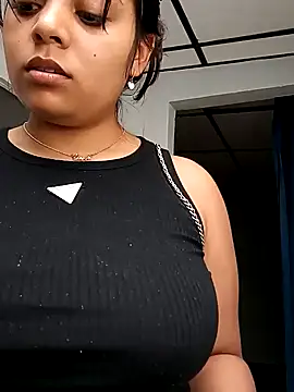 stefanie010 online show from 01.24.25