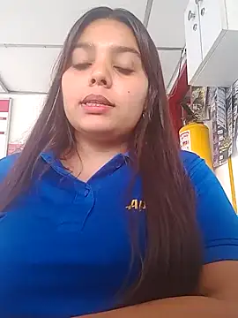 stefanie010 online show from 03.13.25