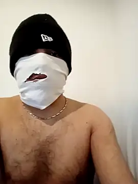 Snapshot of BigY690 chatting on 02.11.25 BigY690 online show from 02.11.25