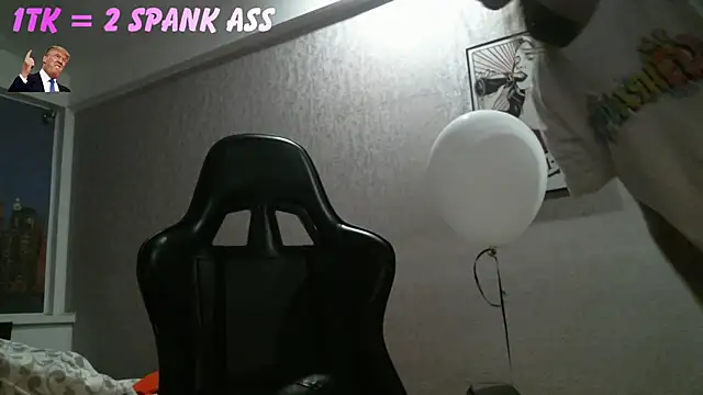 izilizi 23 online show from 04.23.26