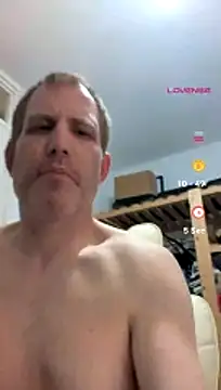 Snapshot of tall_guy323 chatting on 07.19.26 tall guy323 online show from 07.19.26