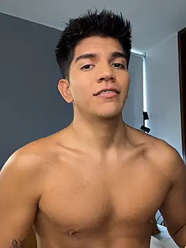 santiago 01 online show from 05.14.26