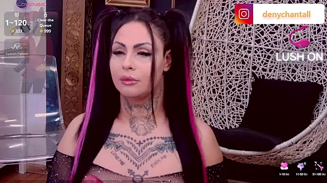 DeniSalome online show from 01.11.25