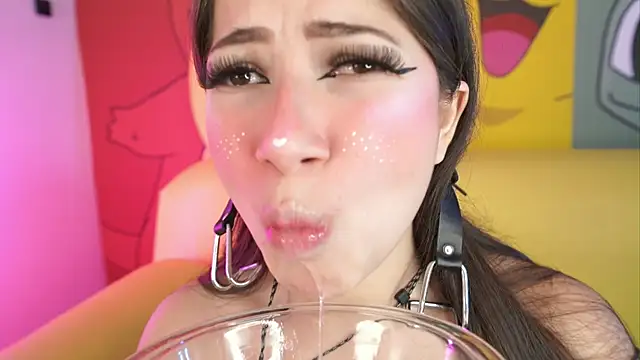 miss  pamela online show from 07.28.26