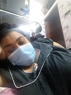 Snapshot of indianlisa5 chatting on 01.14.25 indianlisa5 online show from 01.14.25