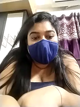 Snapshot of indianlisa5 chatting on 09.08.25 indianlisa5 online show from 09.08.25