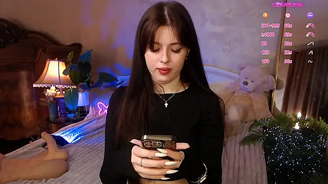 JulieHeets online show from 01.01.25