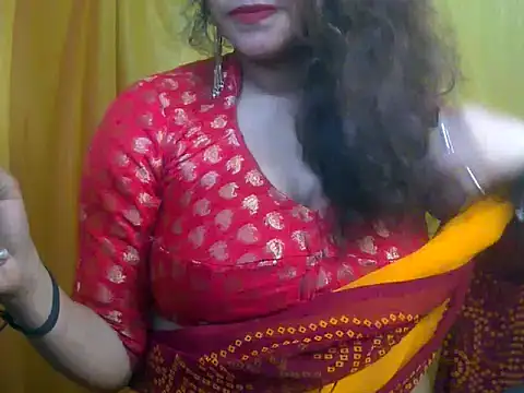 Snapshot of sexy_baby_kolkata chatting on 12.23.25 sexy baby kolkata online show from 12.23.25