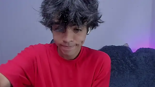 Snapshot of Alan26_ chatting on 09.19.25 Alan26 online show from 09.19.25