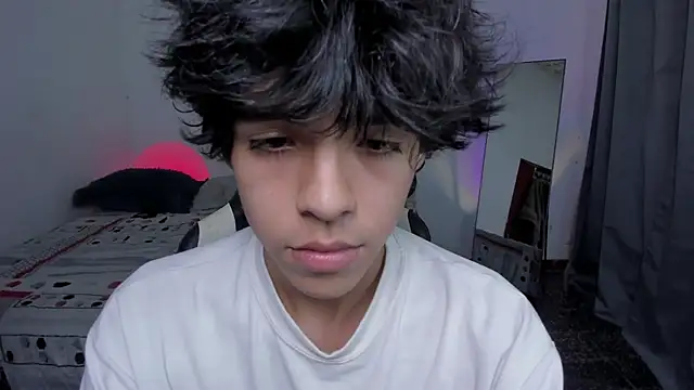 Snapshot of Alan26_ chatting on 01.07.26 Alan26 online show from 01.07.26