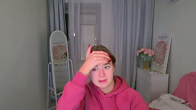 Snapshot of LovelyJessie chatting on 11.20.25 LovelyJessie online show from 11.20.25