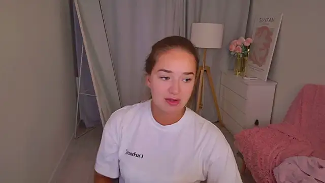 LovelyJessie online show from 04.09.26