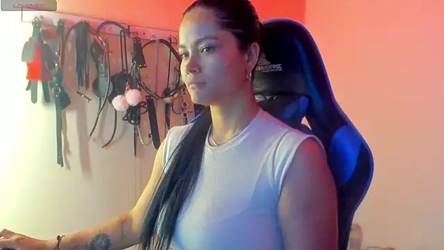 Snapshot of scarlet-kennedy98 chatting on 08.05.26 scarlet-kennedy98 online show from 08.05.26