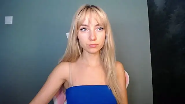 LuciaYoung online show from 06.15.26
