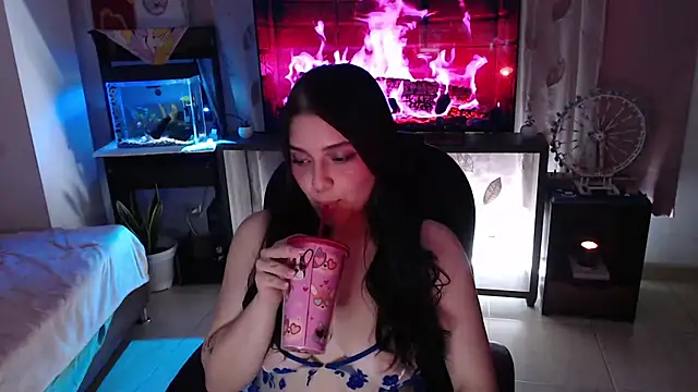 Snapshot of Lady_Kaisa chatting on 09.18.25 Lady Kaisa online show from 09.18.25