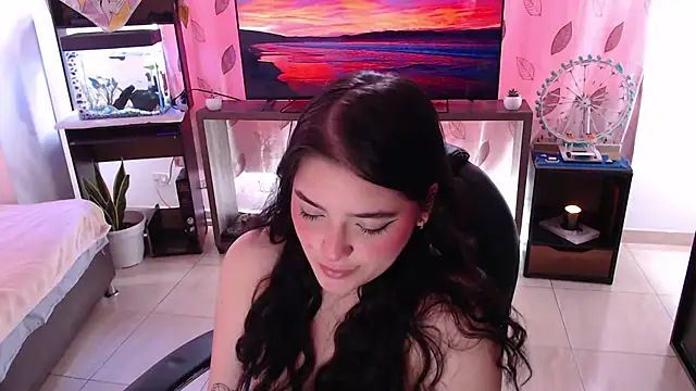 Snapshot of Lady_Kaisa chatting on 09.26.25 Lady Kaisa online show from 09.26.25