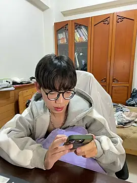 Snapshot of hihi0169 chatting on 12.14.24 hihi0169 online show from 12.14.24