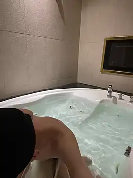 Snapshot of hihi0169 chatting on 02.01.25 hihi0169 online show from 02.01.25