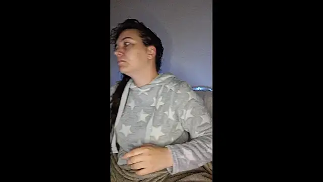 Cyndee Winter online show from 10.28.25