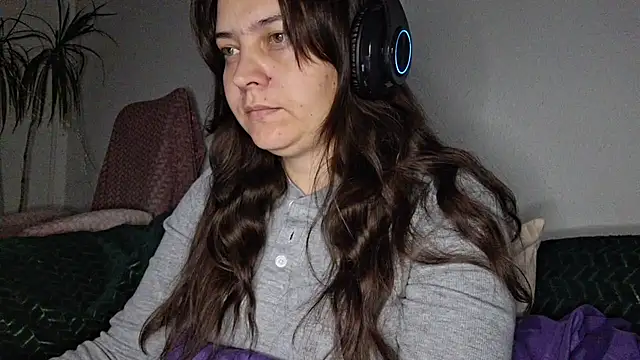 Cyndee Winter online show from 10.29.25