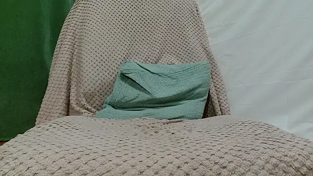 Luckyalice 4u online show from 05.18.26