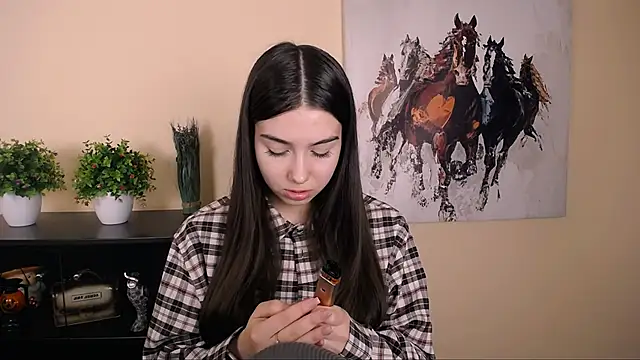 Lili magic online show from 03.25.26