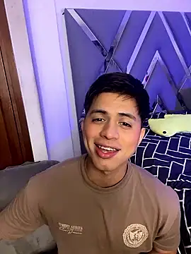 Snapshot of Niicky1_ chatting on 12.02.24 Niicky1  online show from 12.02.24