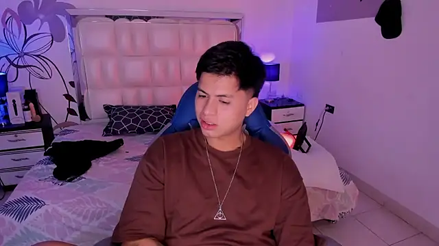 Snapshot of Niicky1_ chatting on 01.16.25 Niicky1  online show from 01.16.25