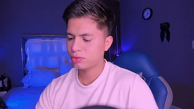 Snapshot of Niicky1_ chatting on 09.08.25 Niicky1  online show from 09.08.25