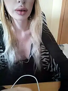 Elza kom online show from 02.22.25