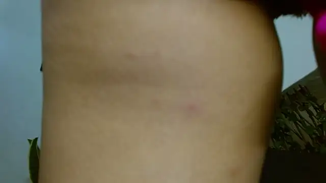 Snapshot of lady_scarlettt chatting on 02.25.25 lady scarlettt online show from 02.25.25