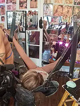 luvs2cumm69 online show from 03.22.25