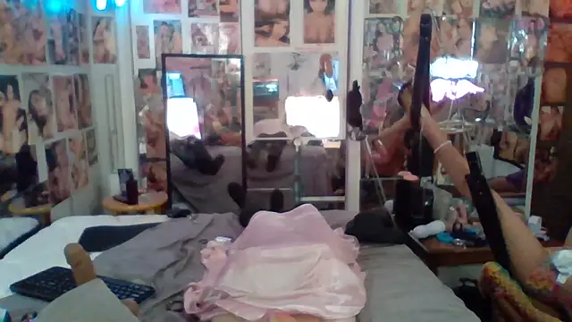 luvs2cumm69 online show from 05.07.26