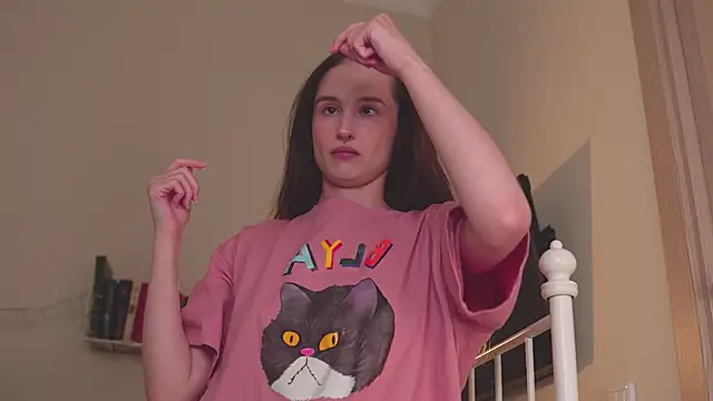 NeonShine online show from 03.03.25