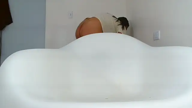 Snapshot of _touchme chatting on 03.17.26 touchme online show from 03.17.26