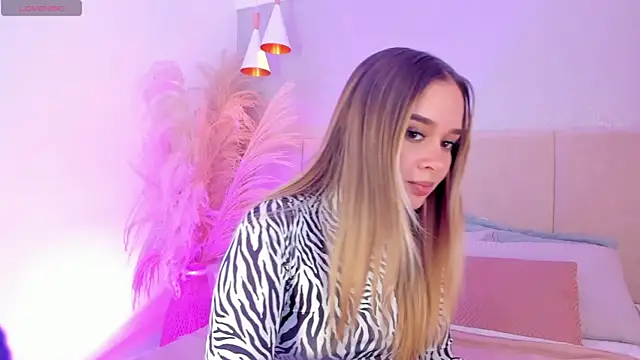 sofia pamela online show from 01.10.25