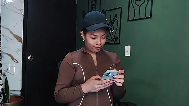 JadaRoberts online show from 07.11.26